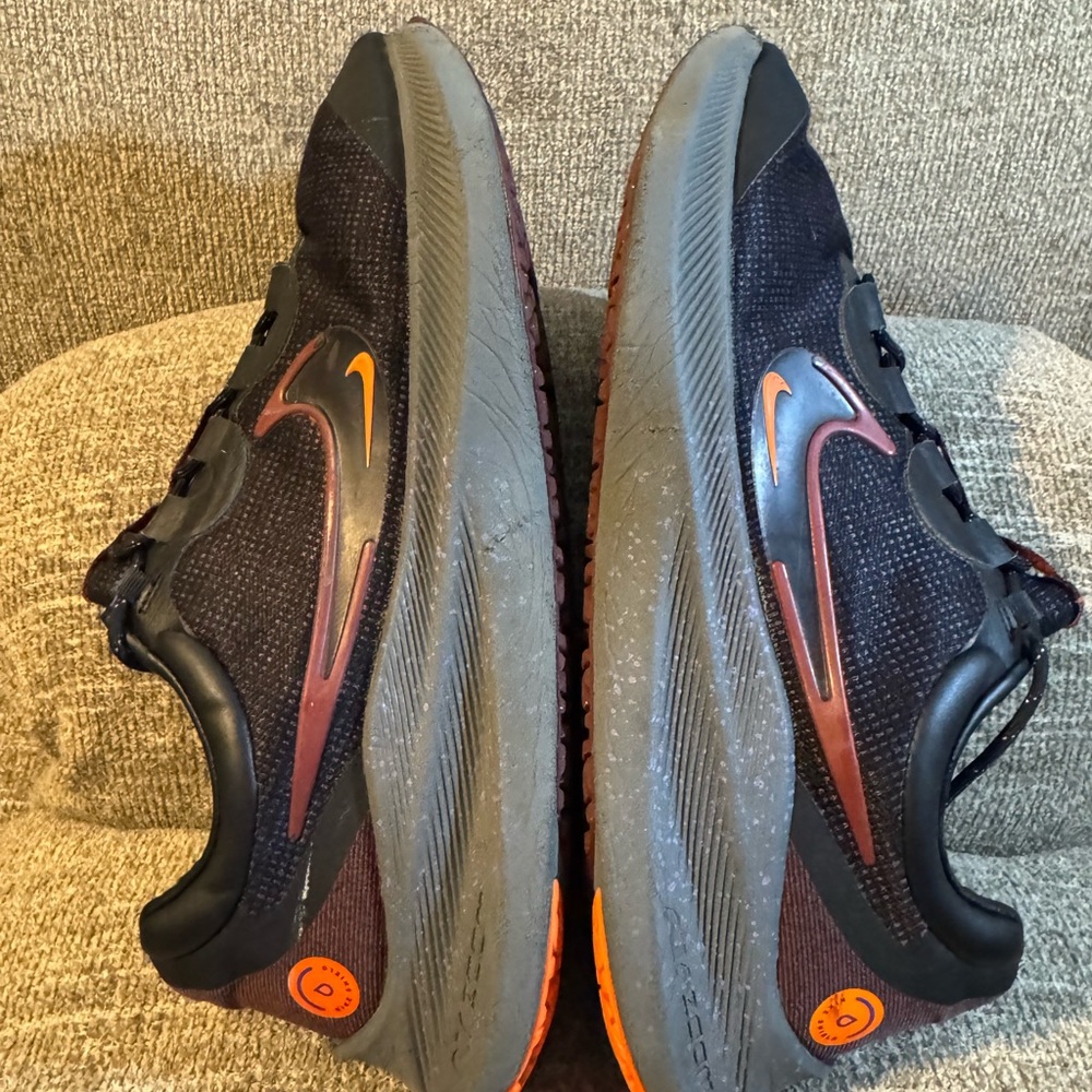 Nike Zoom Winflo 8 Shield Men’s Black/Orange Water Resistant Size 12 - Picture 6 of 13